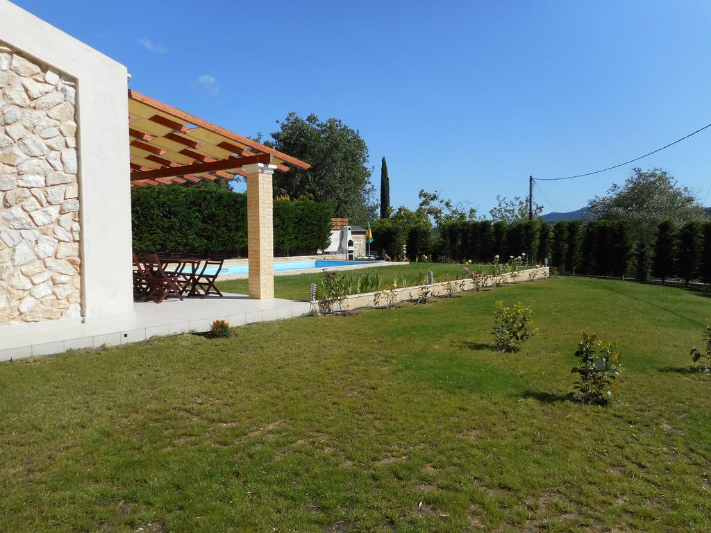 Villa Poulades Gouvia Exteriér fotografie